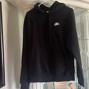 Men’s Nike sweatshirt